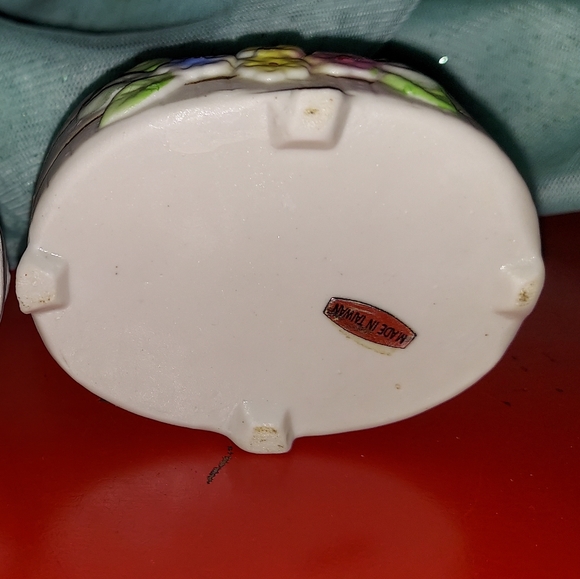 Vintage 2 Turtle Dove Trinket Box - Picture 9 of 14